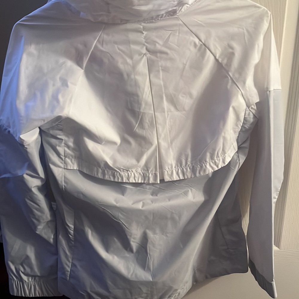 Nike jacket - Picture 3 of 3